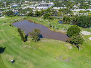 3871 Via Poinciana 201, Lake Worth FL 33467