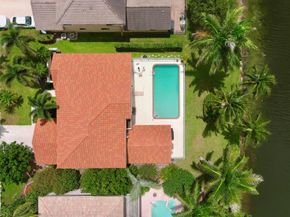 8879 Indian River Run, Boynton Beach FL 33472
