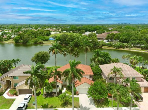 8879 Indian River Run, Boynton Beach FL 33472