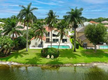 8879 Indian River Run