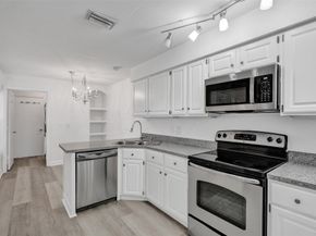 11652 NW 19th Dr 11652, Coral Springs FL 33071