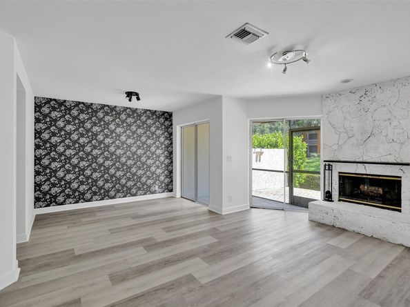 11652 NW 19th Dr 11652, Coral Springs FL 33071