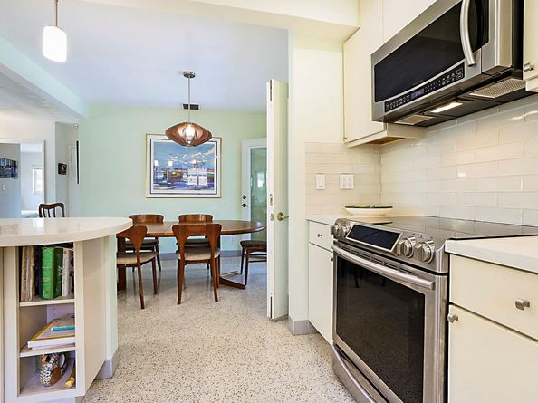 846 NE 34th ST, Oakland Park FL 33334