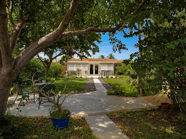 846 NE 34th ST, Oakland Park FL 33334
