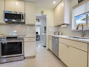 846 NE 34th ST, Oakland Park FL 33334
