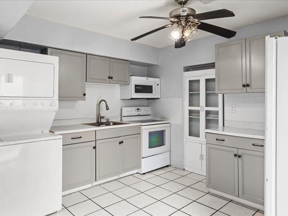 2510 Scott St, Hollywood FL 33020