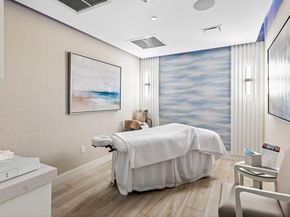 4564 Bocaire Boulevard, Boca Raton FL 33487