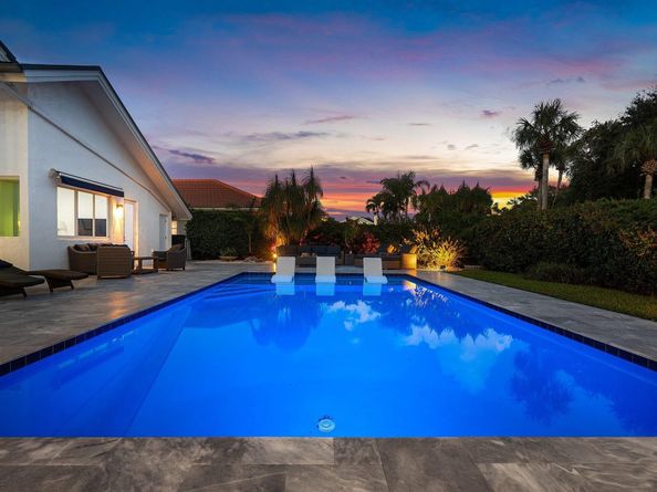 4564 Bocaire Boulevard, Boca Raton FL 33487