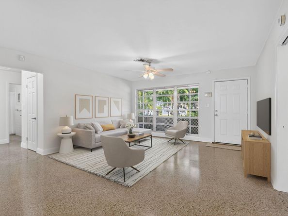 702 Sunset Drive, Lake Worth Beach FL 33461