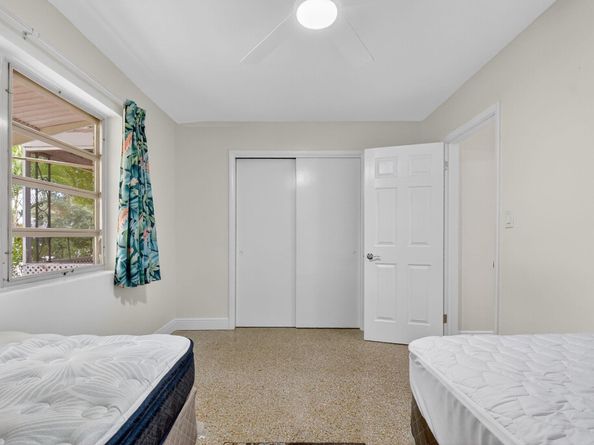 702 Sunset Drive, Lake Worth Beach FL 33461