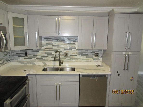 2910 NE 10th Avenue, Pompano Beach FL 33064