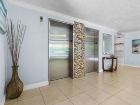 605 Oaks Dr 501, Pompano Beach FL 33069