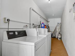 42 Easthampton B, West Palm Beach FL 33417