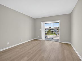 42 Easthampton B, West Palm Beach FL 33417