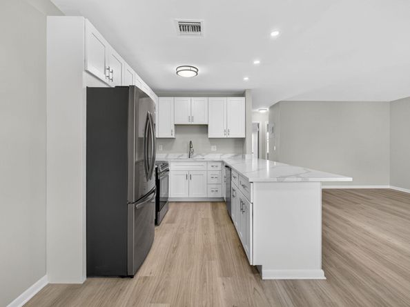 42 Easthampton B, West Palm Beach FL 33417