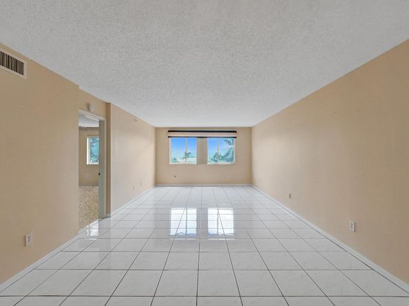 9587 Weldon Cir B312, Fort Lauderdale FL 33321