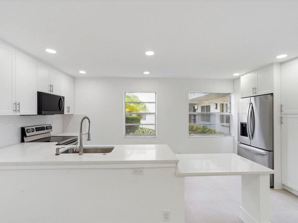 578 Burgundy M M, Delray Beach FL 33484
