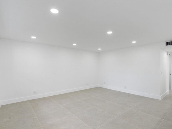 578 Burgundy M M, Delray Beach FL 33484