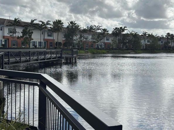 275 SW 7th Court, Pompano Beach FL 33060