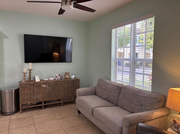 275 SW 7th Court, Pompano Beach FL 33060