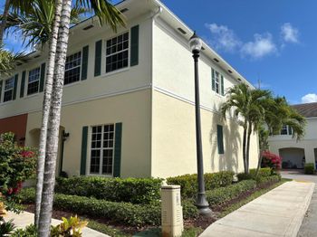 275 SW 7th Court