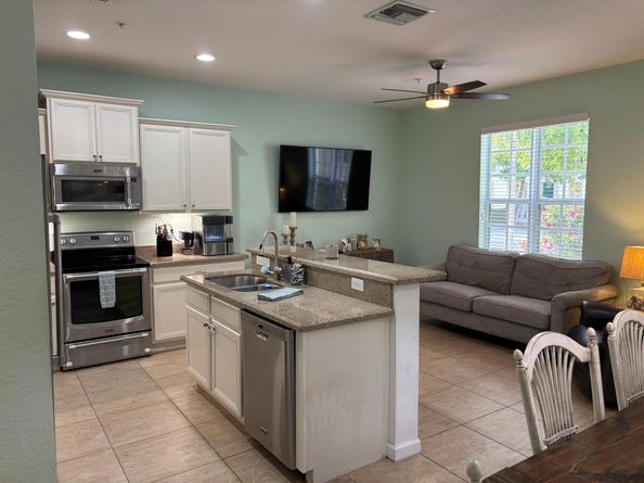 275 SW 7th Court, Pompano Beach FL 33060