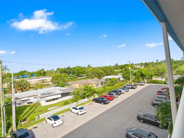 5800 W Margate Blvd 3463, Margate FL 33063