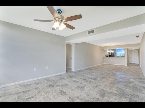 3636 Whitehall Drive 401, West Palm Beach FL 33401