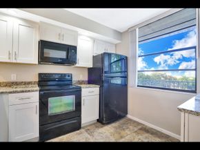 3636 Whitehall Drive 401, West Palm Beach FL 33401