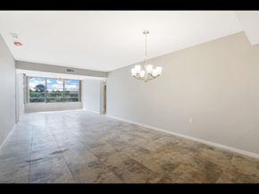 3636 Whitehall Drive 401, West Palm Beach FL 33401