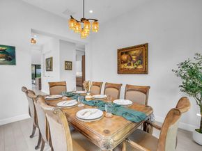 5812 E Brookfield Cir E, Hollywood FL 33312