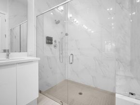 5812 E Brookfield Cir E, Hollywood FL 33312