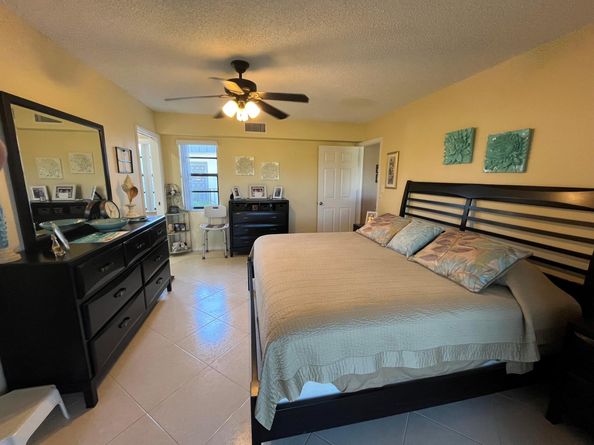 464 Piedmont J, Delray Beach FL 33484