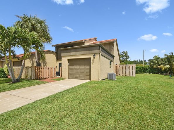 11063 Oakdale Road, Boynton Beach FL 33437