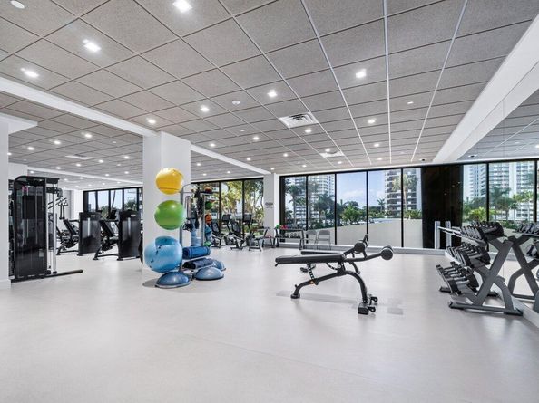 100 Lakeshore Drive 1557, North Palm Beach FL 33408