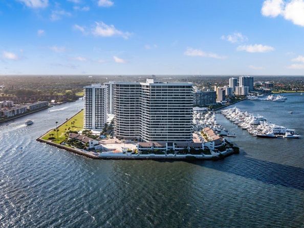 100 Lakeshore Drive 1557, North Palm Beach FL 33408