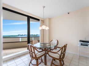100 Lakeshore Drive 1557, North Palm Beach FL 33408