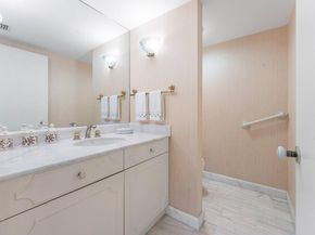 100 Lakeshore Drive 1557, North Palm Beach FL 33408
