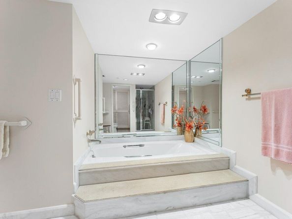 100 Lakeshore Drive 1557, North Palm Beach FL 33408
