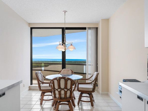 100 Lakeshore Drive 1557, North Palm Beach FL 33408