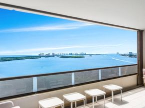 100 Lakeshore Drive 1557, North Palm Beach FL 33408