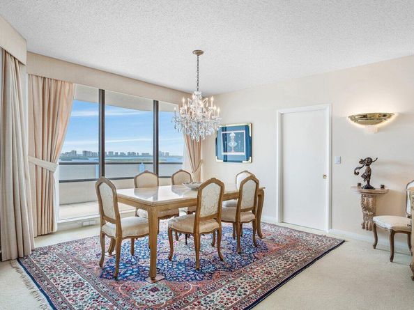 100 Lakeshore Drive 1557, North Palm Beach FL 33408