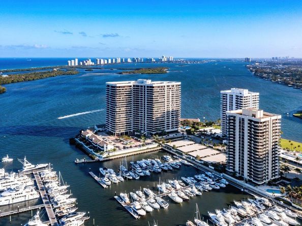 100 Lakeshore Drive 1557, North Palm Beach FL 33408