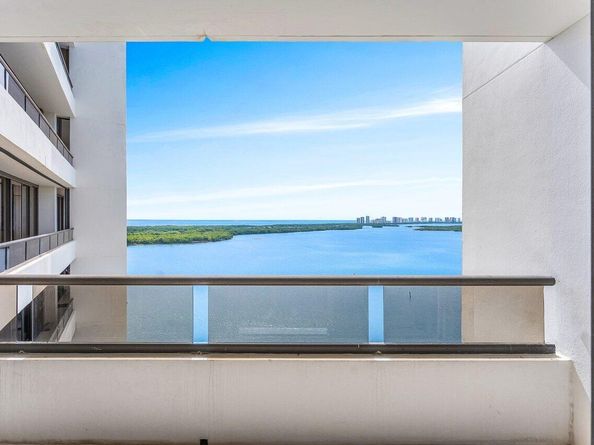 100 Lakeshore Drive 1557, North Palm Beach FL 33408