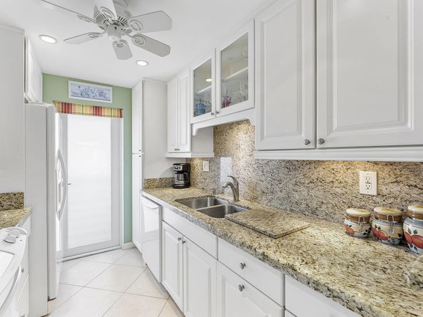 101 NE 19th Avenue 208, Deerfield Beach FL 33441