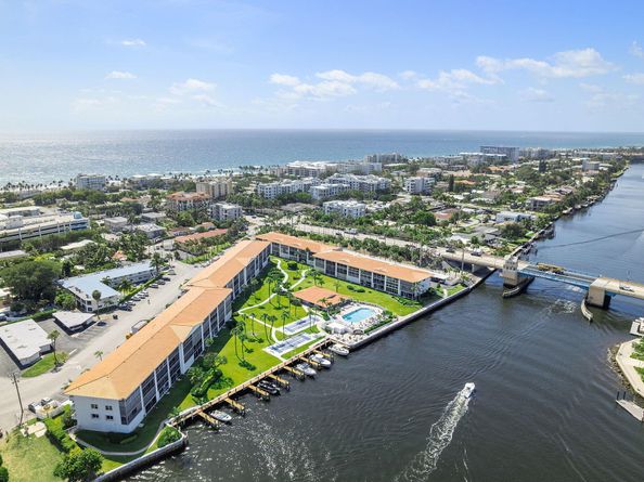 101 NE 19th Avenue 208, Deerfield Beach FL 33441