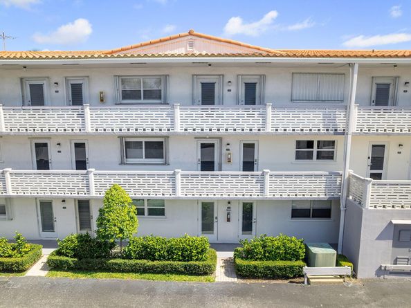 101 NE 19th Avenue 208, Deerfield Beach FL 33441