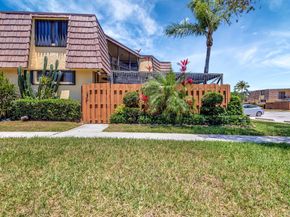 44 Springdale Circle, Palm Springs FL 33461