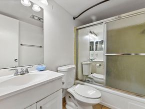 111 Dorchester E 111, West Palm Beach FL 33417