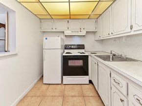 111 Dorchester E 111, West Palm Beach FL 33417